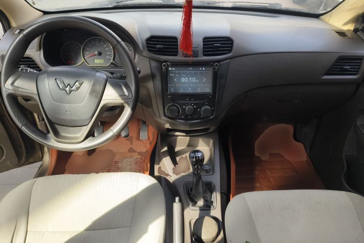 Used Wuling Hongguang 2015 1.5L S Basic Version China V Standard