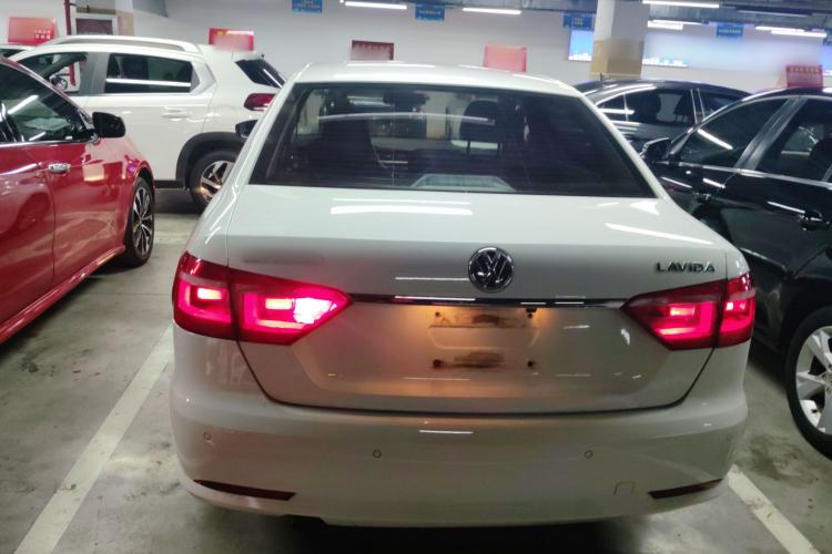 Used Volkswagen Lavida 2013 Restyled Classic 1.6L Manual Comfort Edition Rear