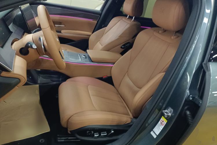 Used BYD Han L 2025 EV 701 km LiDAR Flagship Edition Left Front Seat