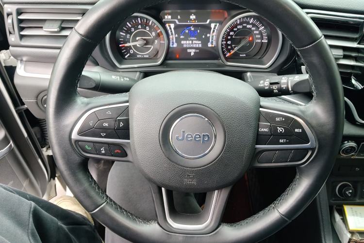 Used Jeep Grand Commander 2018 2.0T Two-Wheel Drive Enjoy Edition China V
