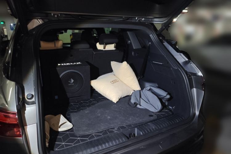 Used Audi Q5 e-tron 2022 40 e-tron Starlight Edition Mech Kit