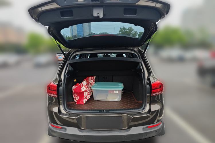 Used Volkswagen Tiguan 2015 1.8TSI Automatic Two-Wheel Drive Comfort Edition Trunk