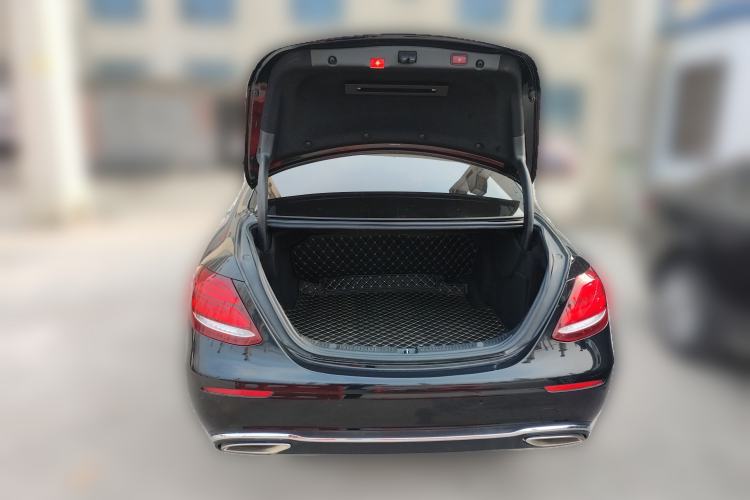 Used Mercedes-Benz E-Class 