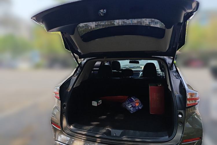 Used Nissan Murano 2017 2.5L XL Two-Wheel Drive Smart Edition Trunk