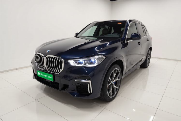 Used BMW X5 2022 Restyled xDrive 40Li M Sport Package Front Left 45 Deg