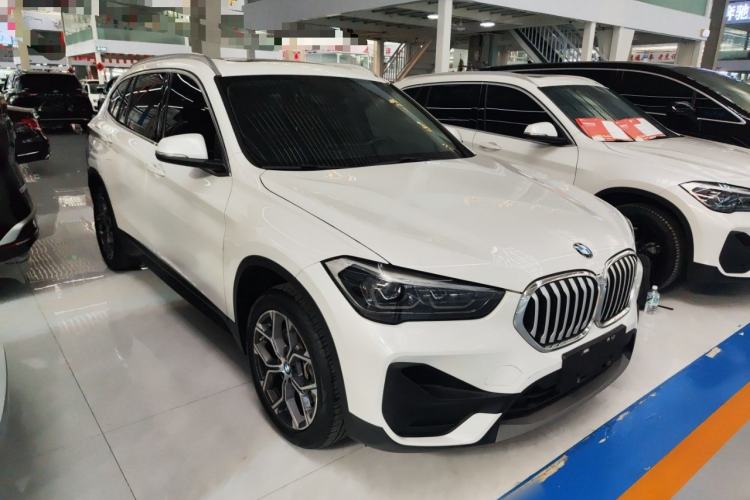 Used BMW X1 2021 Restyled sDrive25Li Leading Edition Front Right 45 Deg