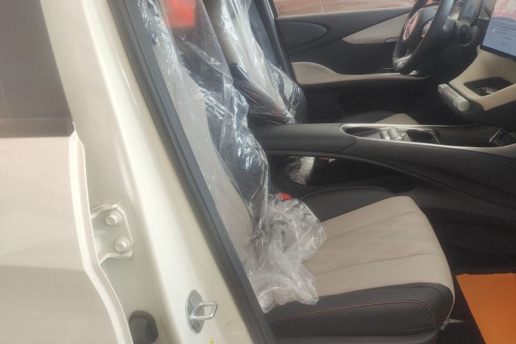 Used BYD Dolphin 2025 420km Free Edition
