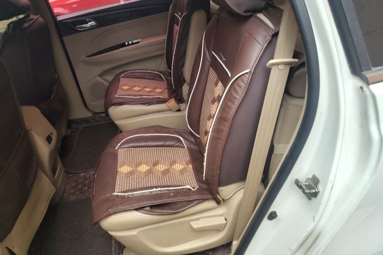 Used Baojun 730 2016 1.5L Manual Luxury Edition 7 Seats
