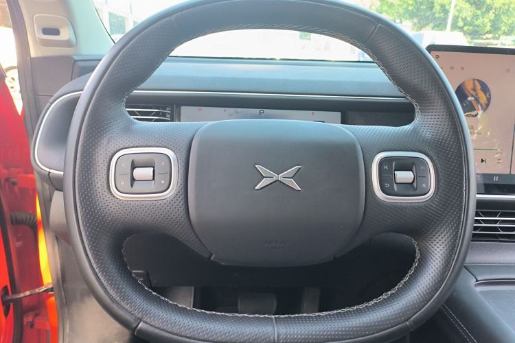 Used XPeng G6 2023 580 Long-Range Pro Steering Wheel