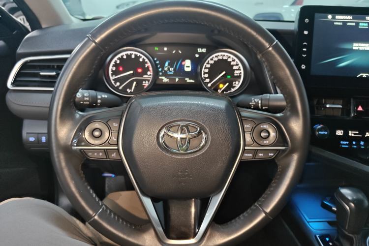 Used Toyota Camry 2021 2.0G Luxury Edition