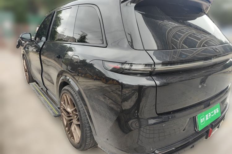 Used Li Auto L8 2023 Pro Model
