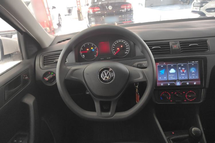 Used Volkswagen Santana 2018 1.5L Manual Fashion Edition
