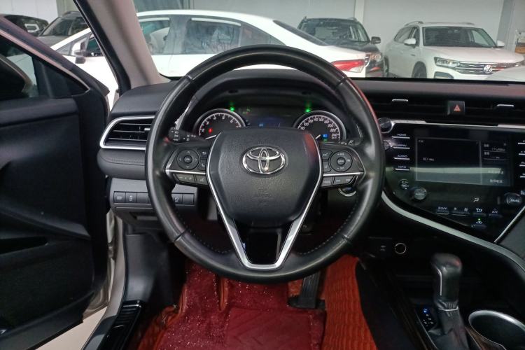 Used Toyota Camry 2018 2.5G Luxury Edition Steering Wheel