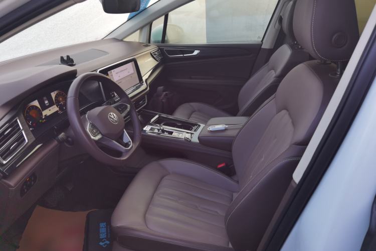 Used Volkswagen Viloran 2024 330TSI Luxury Edition