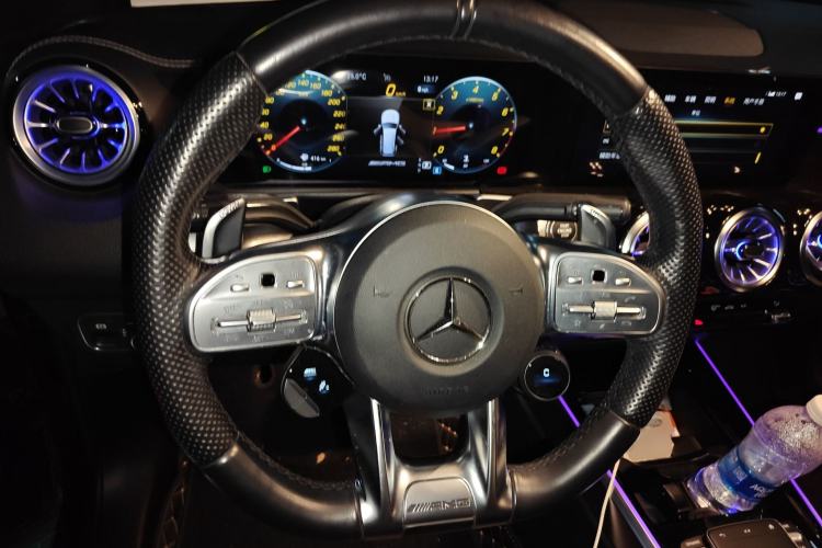 Used Mercedes-Benz GLB AMG 2022 AMG GLB 35 4MATIC Steering Wheel