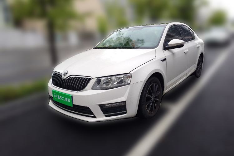 Used Skoda Octavia 2016 1.6L Automatic Smart Drive Edition