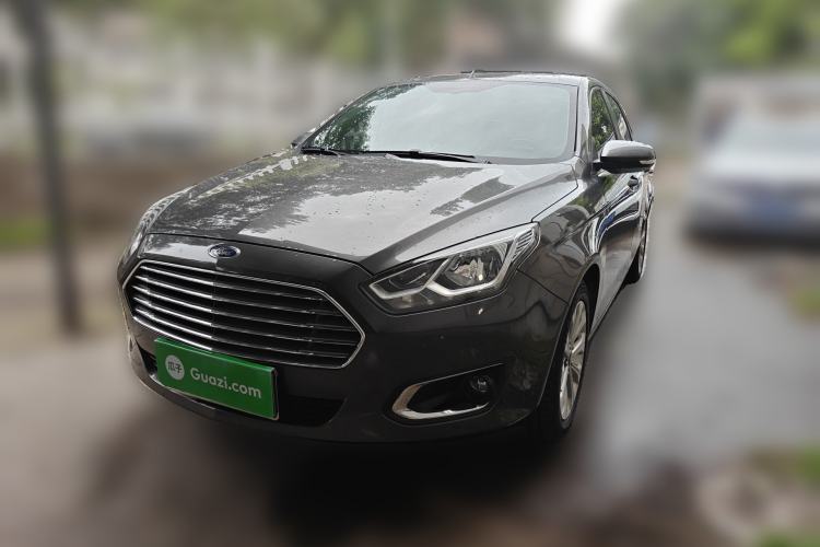 Used Ford Escort 2015 1.5L Automatic Fashion Model