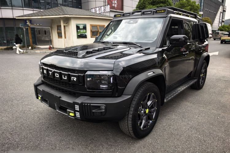 Used JETOUR Traveler 2023 2.0T All-Wheel Drive CrossPRO+