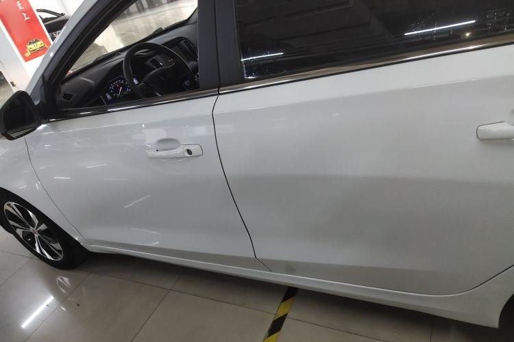 Used Roewe 360 2017 1.5L Automatic Luxury Edition
