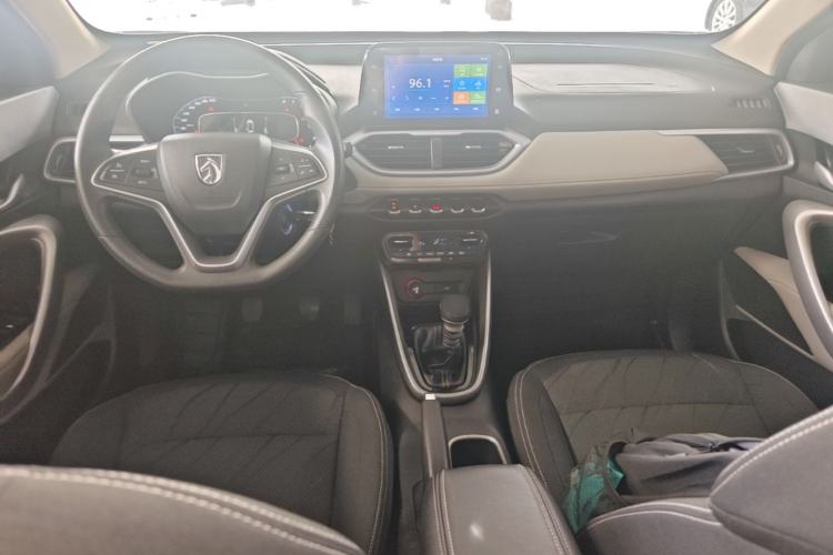 Used Baojun 510 2019 1.5L Manual Enjoyment Model 77kW China VI Emission Standard
