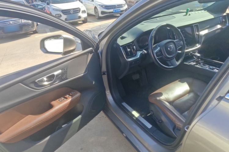 Used Volvo S60 2020 T4 Zhiyi Luxury Edition Driver Seat