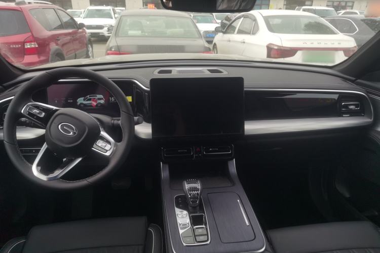 Used GAC Trumpchi GS8 2025 Linghang Series 2.0 TGDI Two-Wheel-Drive Luxury Edition 5 Seats