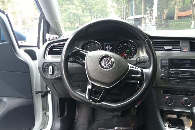 Used Volkswagen Golf 2015 1.4TSI Automatic Comfort Model