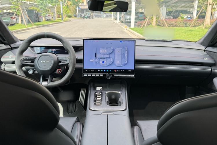 Used Xiaomi Auto SU7 2024 Four-Wheel Drive Ultra-Long Range Advanced Intelligent Driving Max Edition
