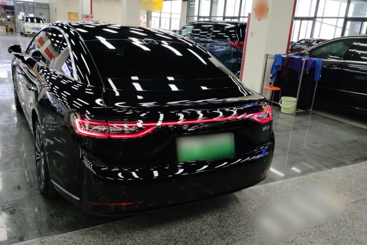 Used Hima Stelato S9 2024 All-Electric Max Rear-Drive Long-Range Version
