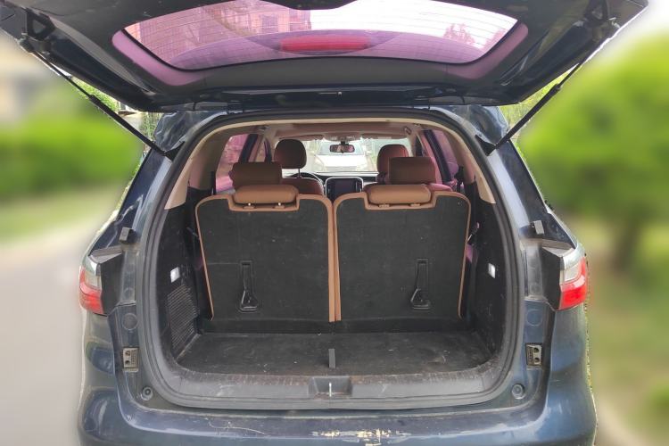 Used BYD Song MAX 2018 1.5T Automatic Smart Connect Elite Model with 6 Seats Trunk