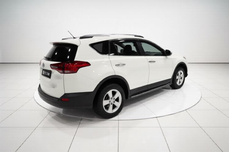Used Toyota RAV4 2013 2.5L Automatic 4x4 Elite Edition Rear Right 45 Deg