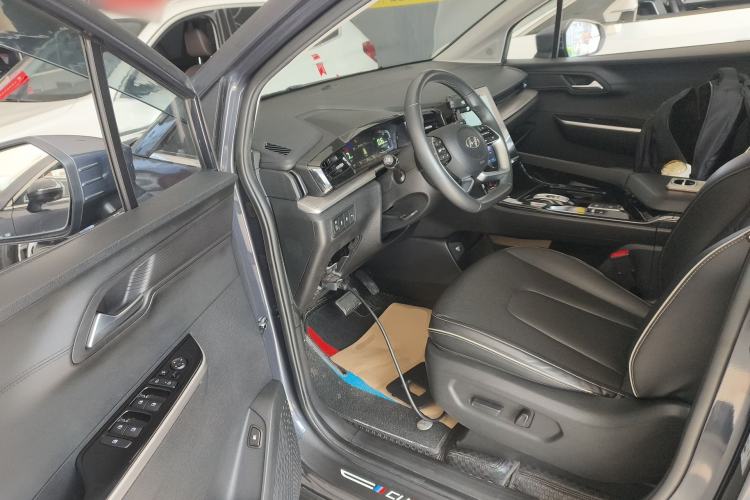 Used Hyundai Custo 2021 270TGDi Prestige LUX Driver Seat