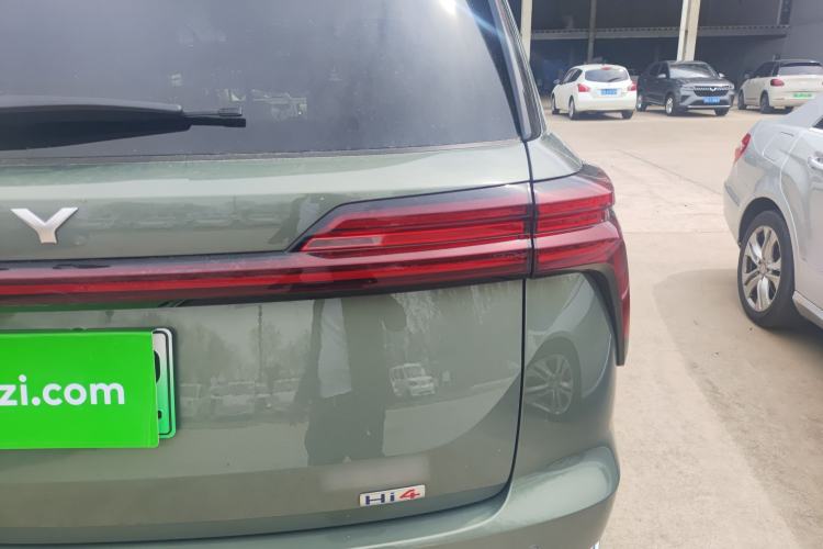 Used Wey Lanshan 2025 Four-Wheel Drive Ultra Right Rear Taillight