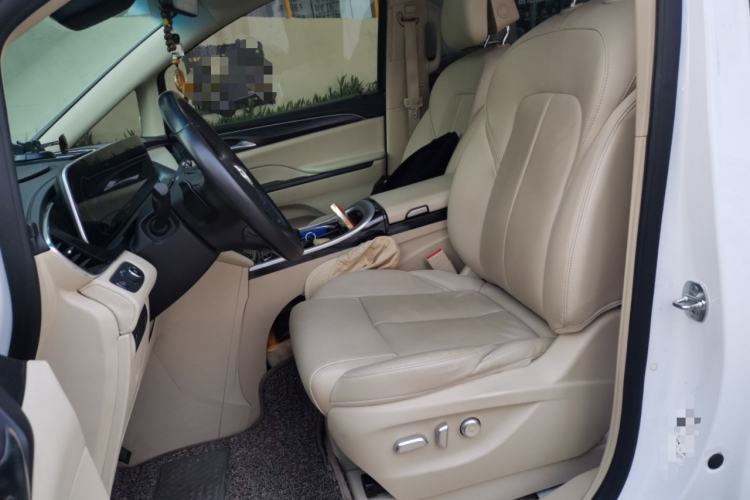 Used Buick GL8 2022 ES Landtrek 653T Luxury Edition Left Front Seat