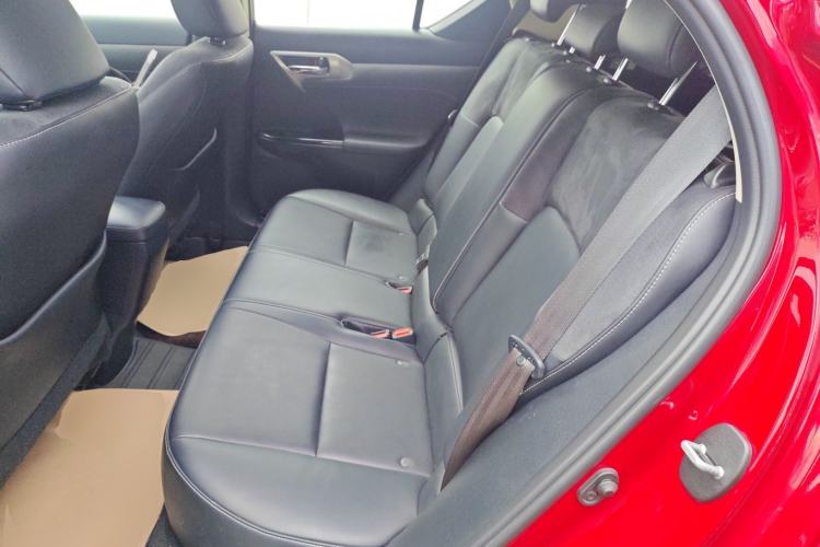 Used Lexus CT 2017 CT200h Comfort Edition Monochrome China V Standard
