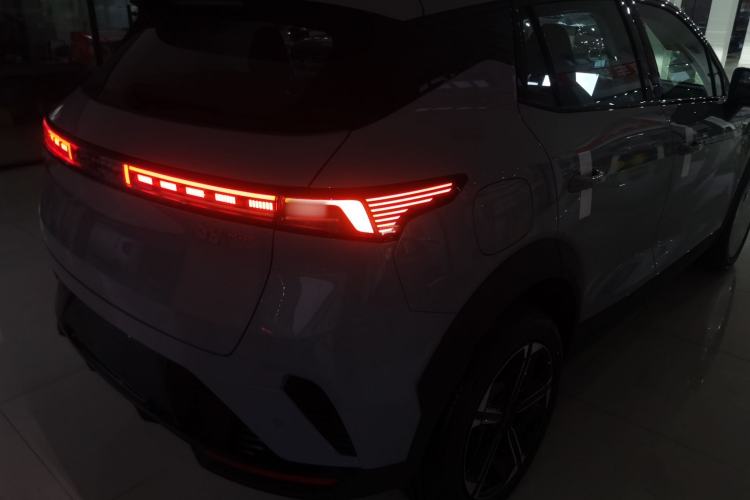 Used Lynk & Co 06 EM-P 2023 EM-P 56 Standard Range Pro