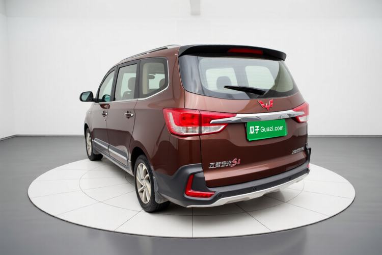 Used Wuling Hongguang 2016 1.5L S1 Deluxe Model China V-standard Exterior 2