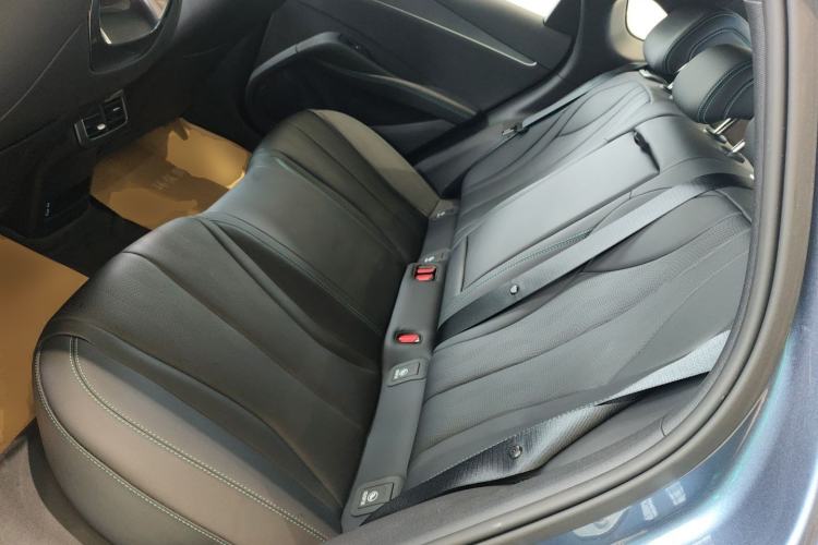 Used BYD Seal 06 New Energy 2025 DM-i Smart Drive 120KM Deluxe Model Left Rear Seat