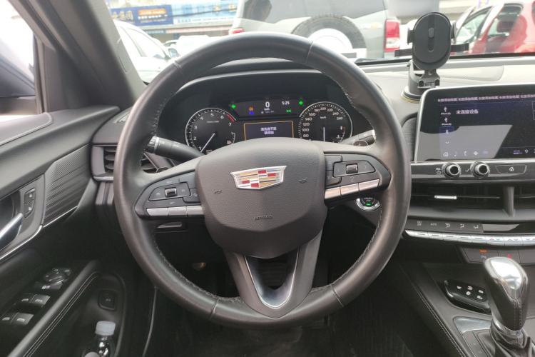 Used Cadillac CT4 2020 28T Fashion Edition Steering Wheel