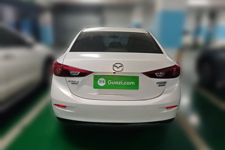 Used Mazda 3 Axela 2019 Cloud-Controlled Sedan 1.5L Automatic Luxury Model China VI Standard