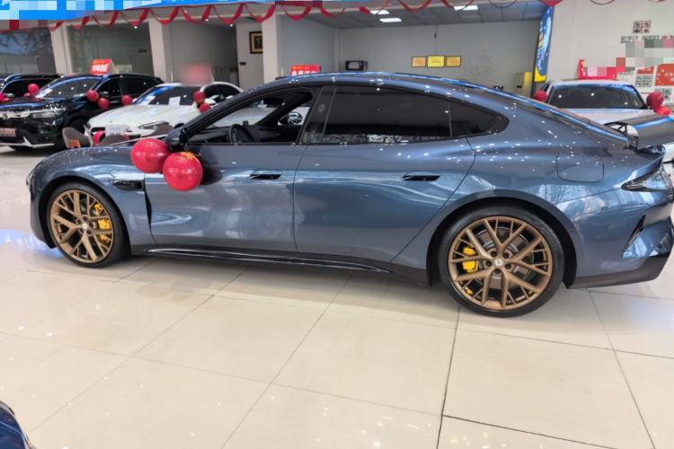 Used Xiaomi Auto SU7 2024 Four-Wheel Drive Ultra-Long Range Advanced Intelligent Driving Max Edition