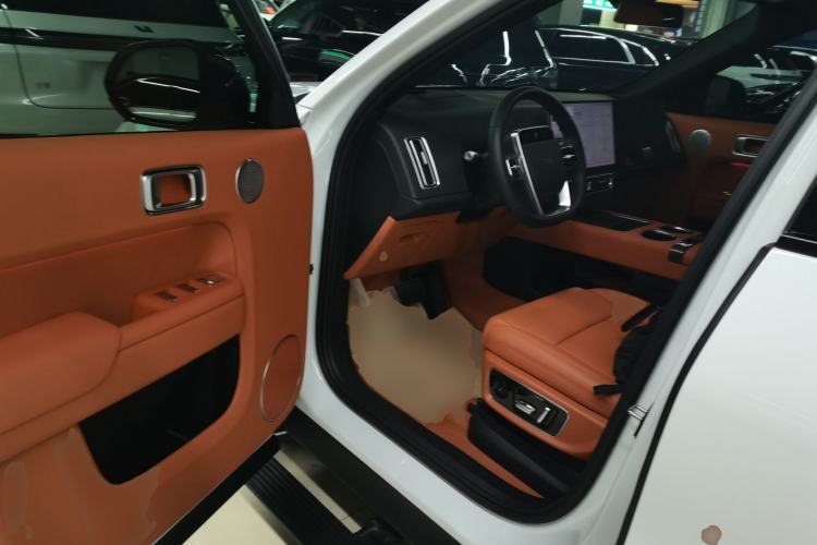 Used Li Auto L8 2025 Max Smart Refresh Edition