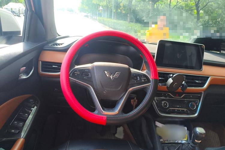 Used Wuling Hongguang S3 2018 1.5L Manual Luxury Model China V Standard