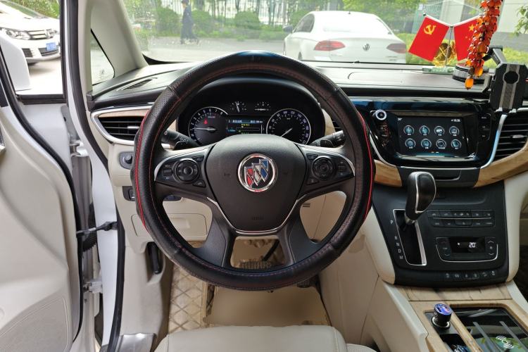 Used Buick GL8 2018 ES 28T Comfort Model China VI Standard