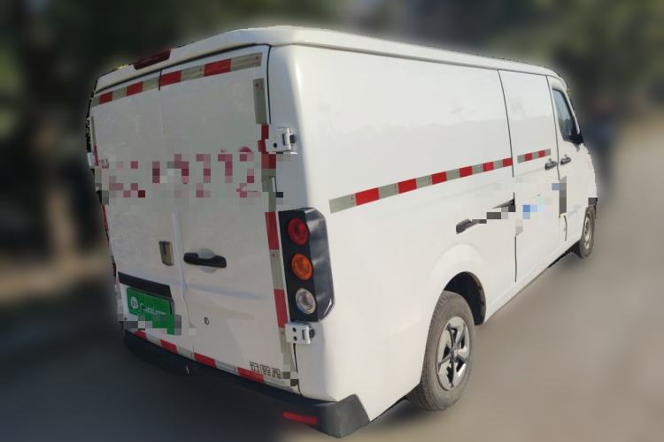 Used Farizon Xingxiang V 2023 V6E Ningde Times 41.86kWh Value Edition
