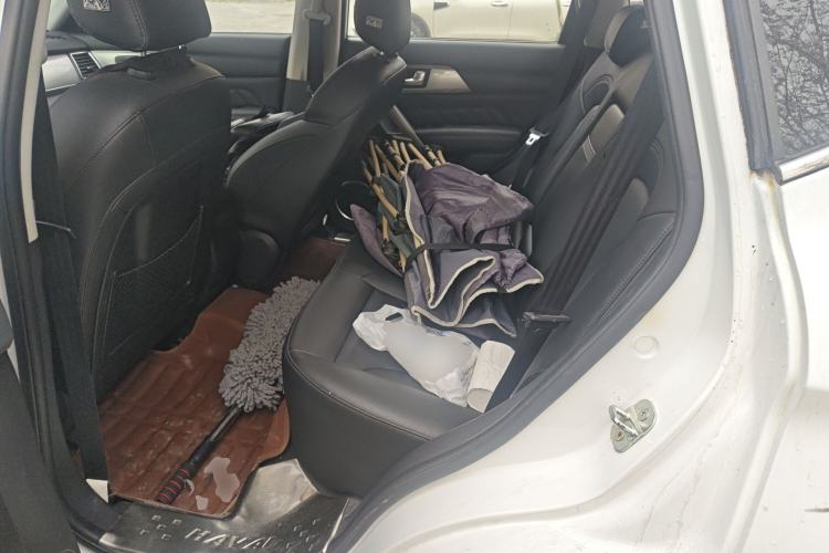 Used Haval H2 2016 Red-Label 1.5T Manual Two-Wheel Drive Luxury Model
