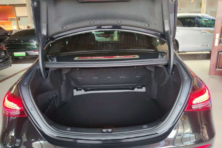 Used Mercedes-Benz E-Class 2022 Updated E 300 L Luxury Edition
