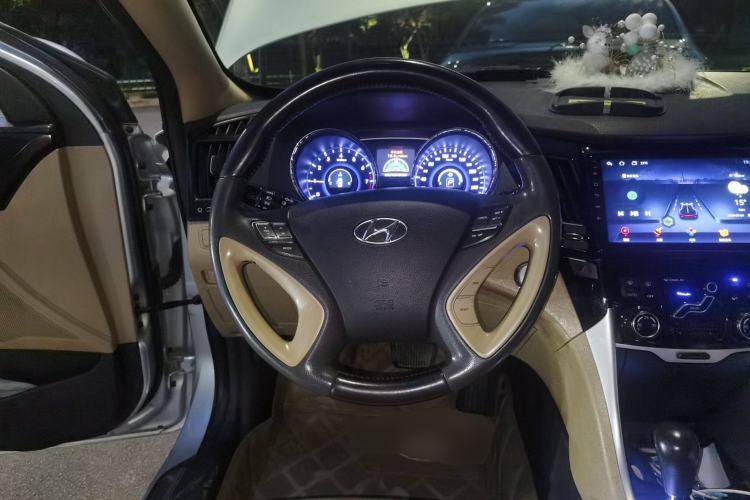 Used Hyundai Sonata 2011 2.0L Automatic Supreme Edition
