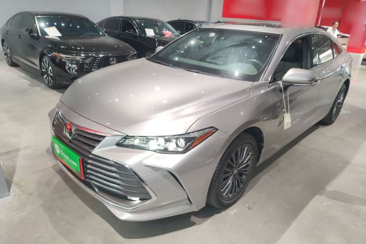 Used Toyota Avalon 2019 2.0L XLE Premium Edition China VI