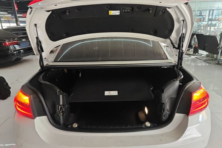 Used BMW 4 Series 2016 420i Convertible Fashion Model